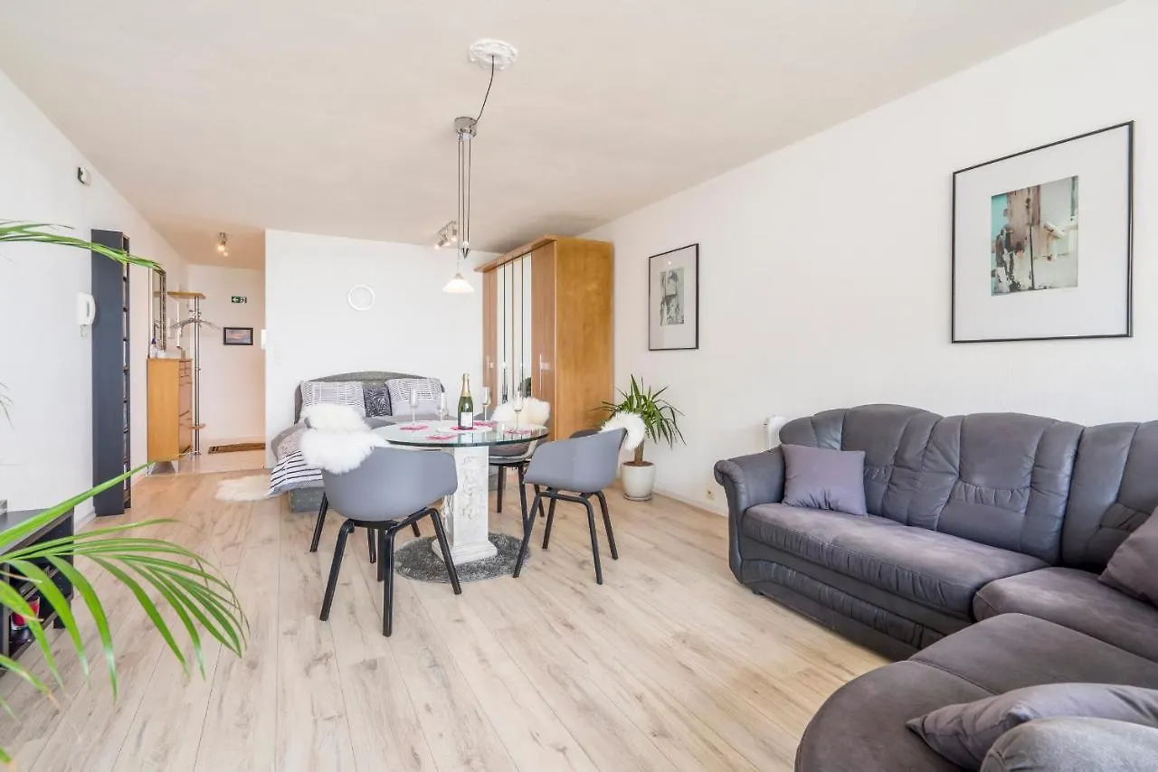 Luxueuze Vakantiestudio Met Zeezicht En Terras In Oostende Belgium